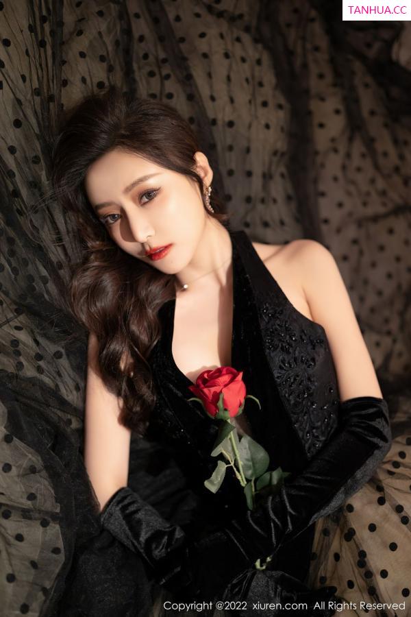 王馨瑶  [XiuRen]高清写真图 2022.03.04 No.4673 王馨瑶yanni第20张图片
